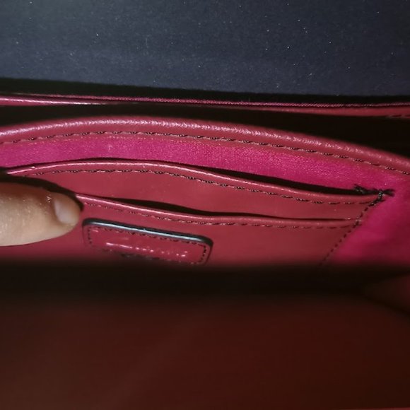 Clarks 'Rico Chantal Burgundy' Combi Wallet - Stylish Purple, New with Tags! - Picture 7 of 16